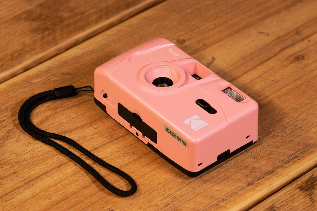 Appareil Photo Argentique - M35 - Rose - 2 Pellicules Couleur Offertes - Kodak