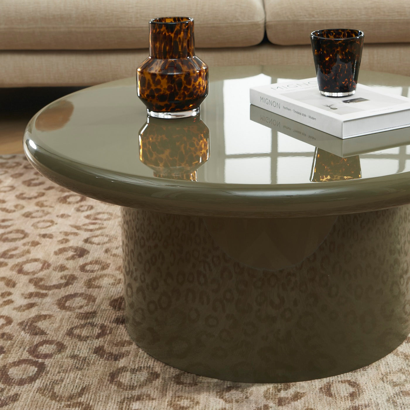 Moxy - Table Basse - Finition Laquée Brillante - Vert Olive