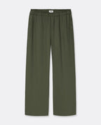 Pantalon femme en tissu Tencel kaki, coupe droite et fluide avec taille élastique, conçu pour s’adapter confortablement à toutes les morphologies.