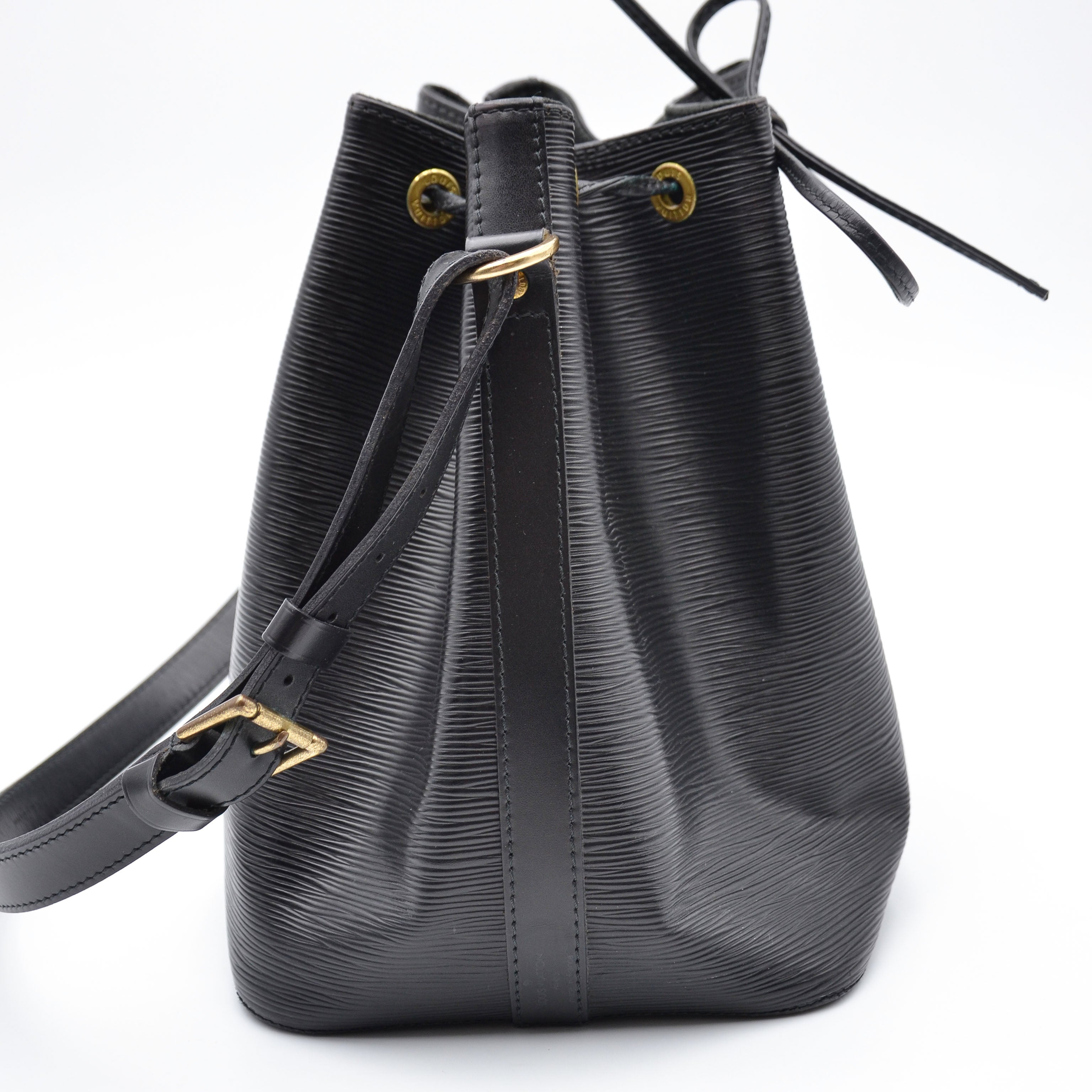 Noé Mm Cuir Épi Noir
