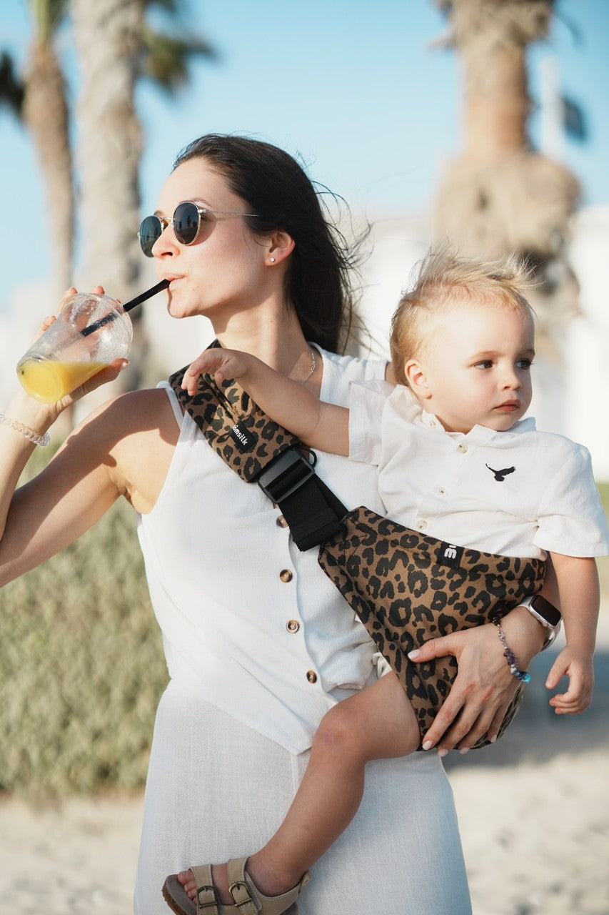 Porte-bébé MomSwing - Léopard Chic