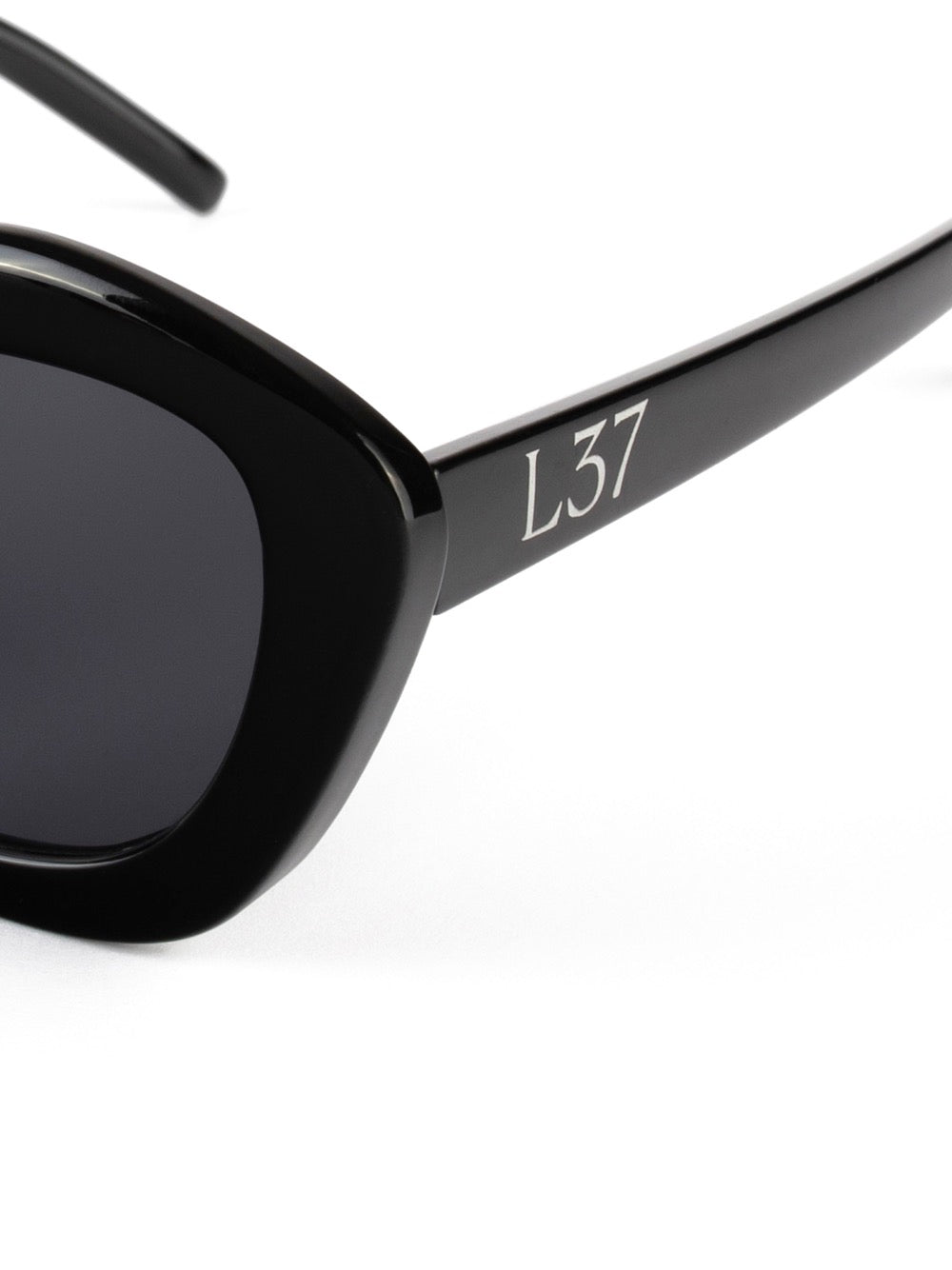 Lunettes Omega - Claquement