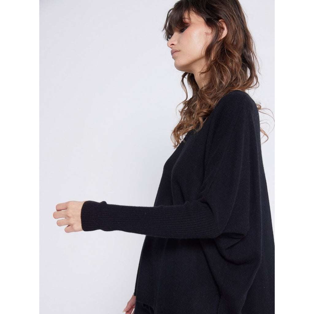 Notshy - Pull Poncho Cachemire Agnes - Noir Saisissant