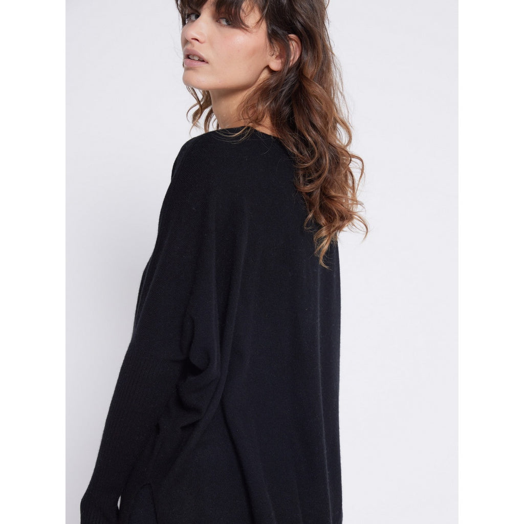 Notshy - Pull Poncho Cachemire Agnes - Noir Saisissant