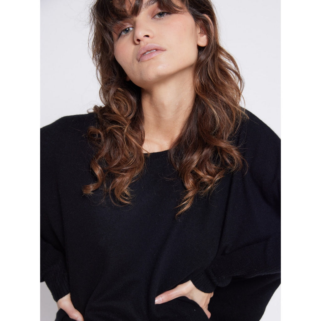 Notshy - Pull Poncho Cachemire Agnes - Noir Saisissant