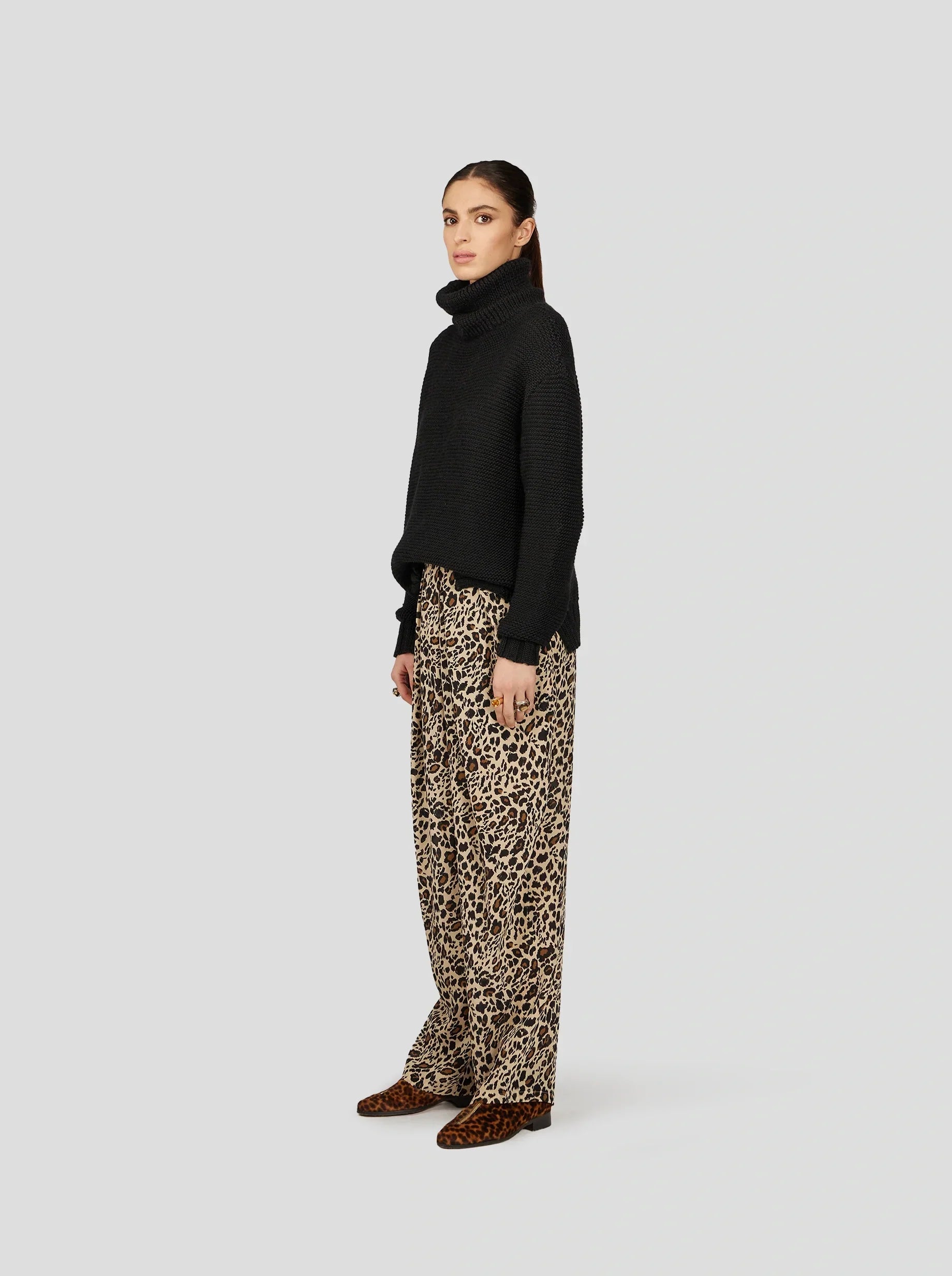 Pantalon Sakis À Imprimé Léopard Soyeux
