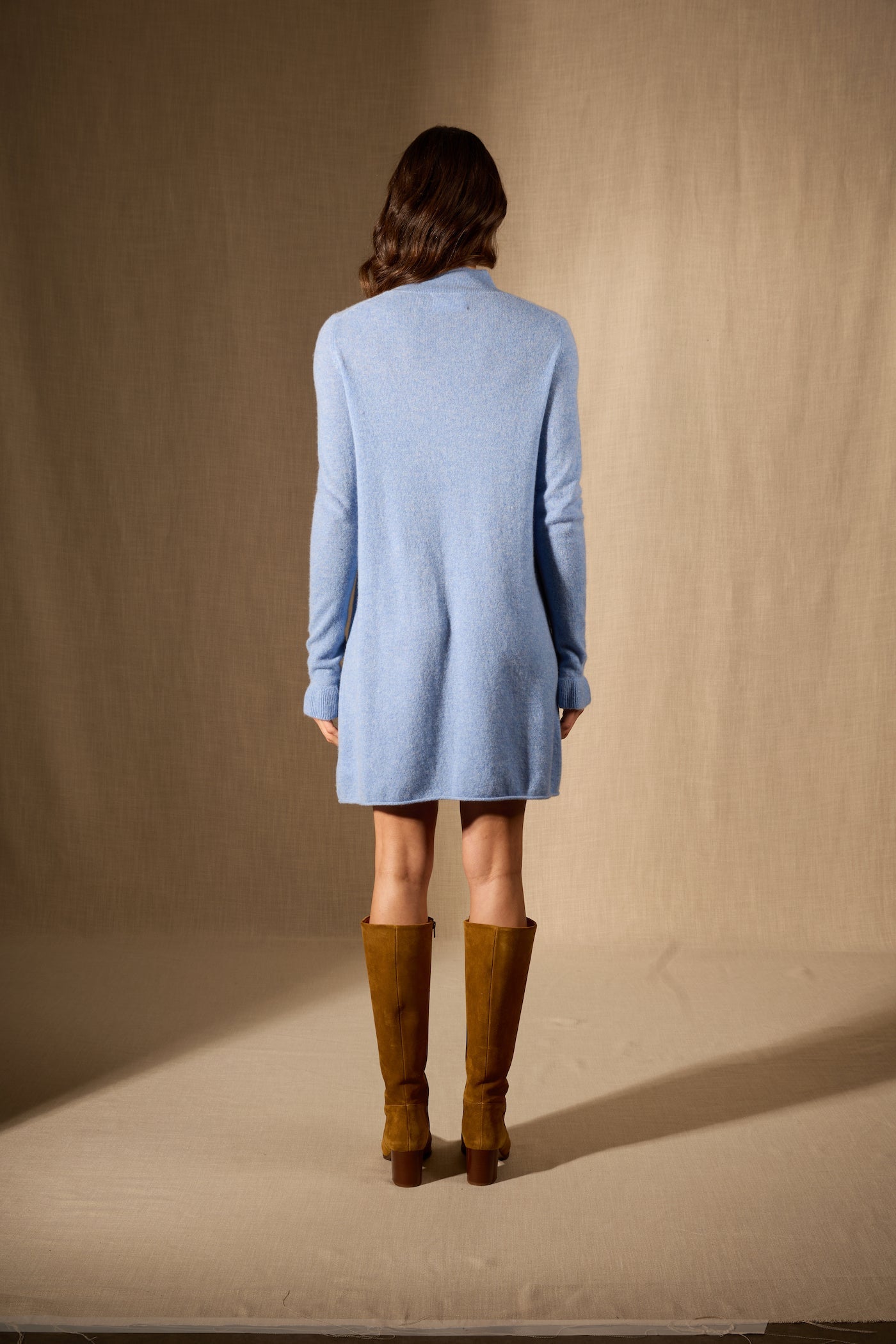 Robe Col Montant Volants Poignets - Lyamia - Sky