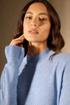 Robe Col Montant Volants Poignets - Lyamia - Sky