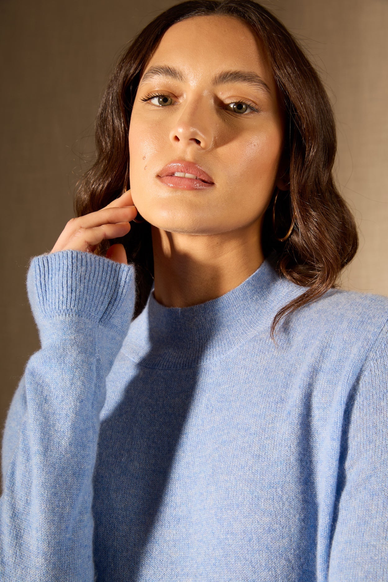 Robe Col Montant Volants Poignets - Lyamia - Sky