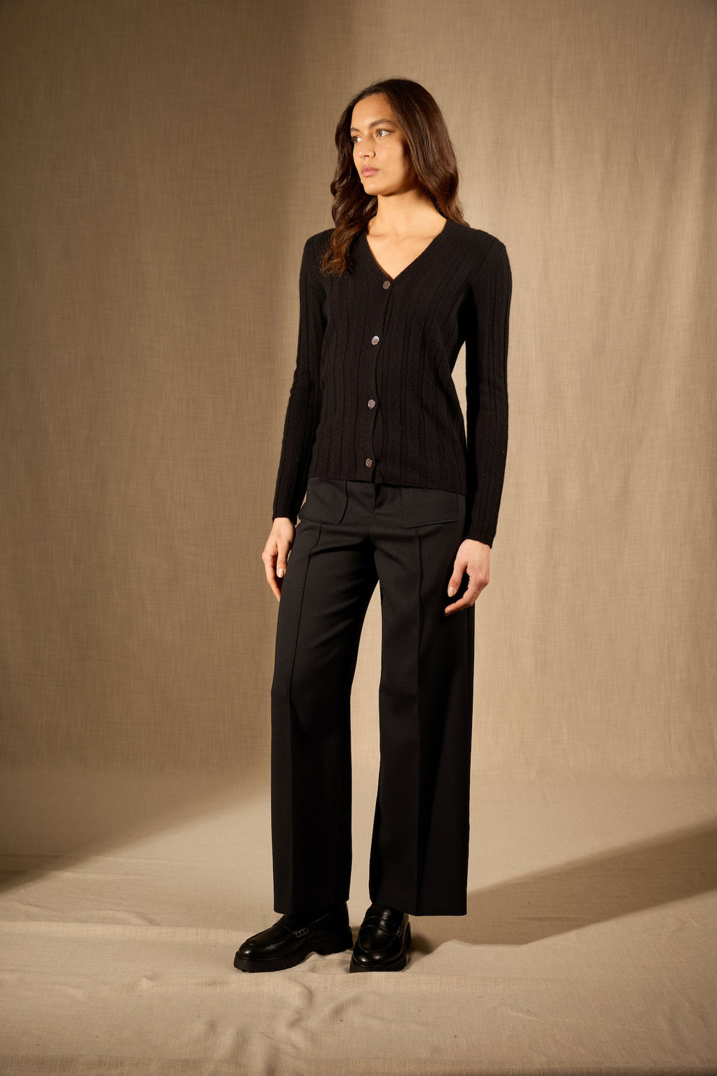 Cardigan Col V - Aurora - Noir