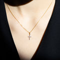 Pendentif "Croix Du Bonheur" Diamant :0,06Ct/16 - Or Jaune 375/1000