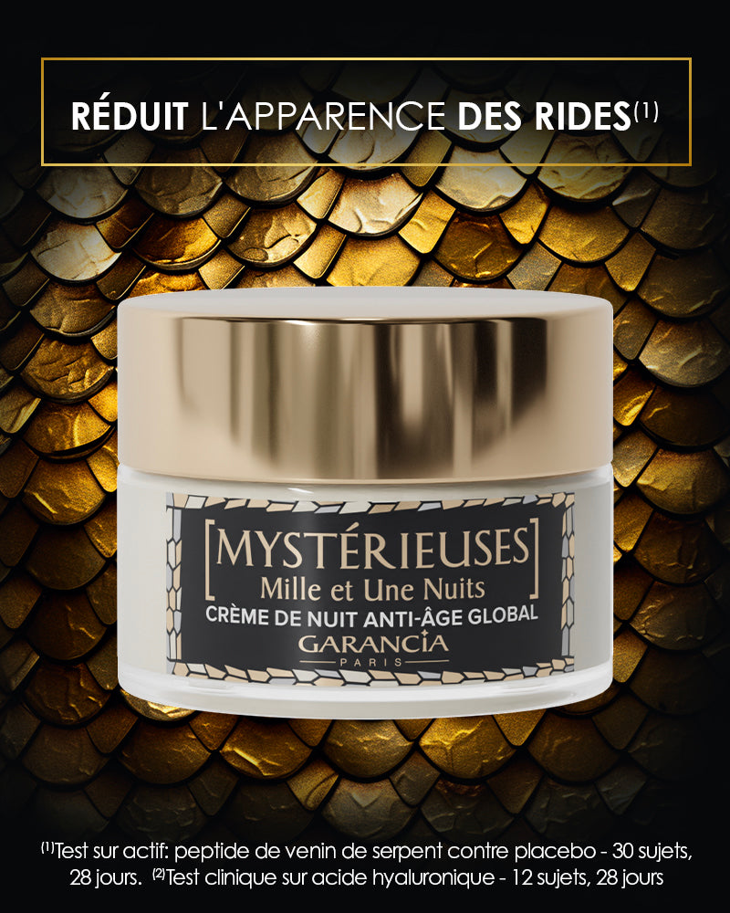 Pot de crème de nuit anti-âge global au peptide de venin de serpent de synthèse sur fond d'écailles dorées
