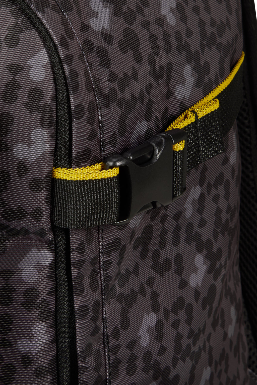 Backpack - Take2Cabin Disney - Mickey Urban Pixel