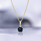 Pendentif "Tonga" D0,016/1 & London Blue Topaze 1,32/1 - Or Jaune 375/1000
