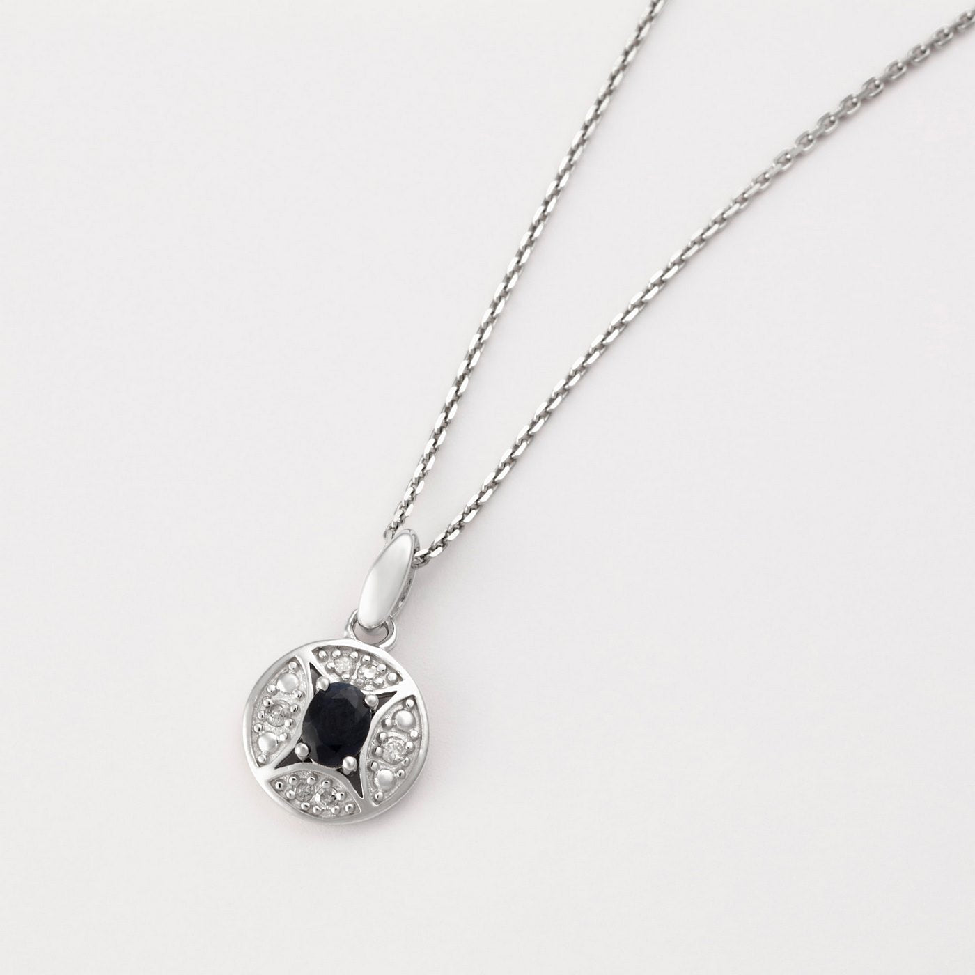Pendentif "Douce Nuit" D0,046/6; Sa0,25/1 - Or Blanc 375/1000