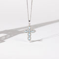 Pendentif "Beka" D 0,391/62 Blue Topaze 1,215/6 - Or Blanc 375/1000