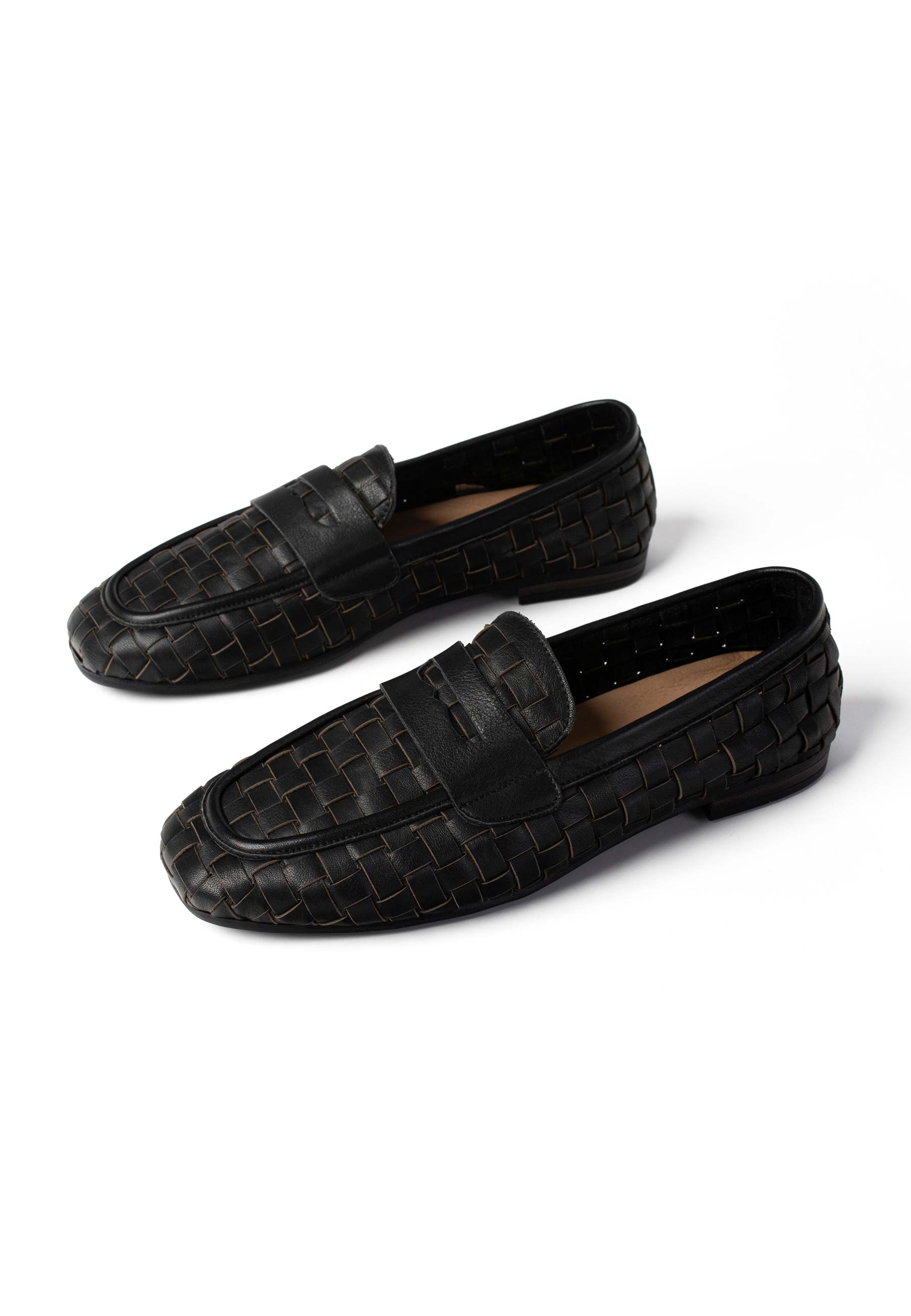 Mocassins Walking Under Golden Skies - Noir