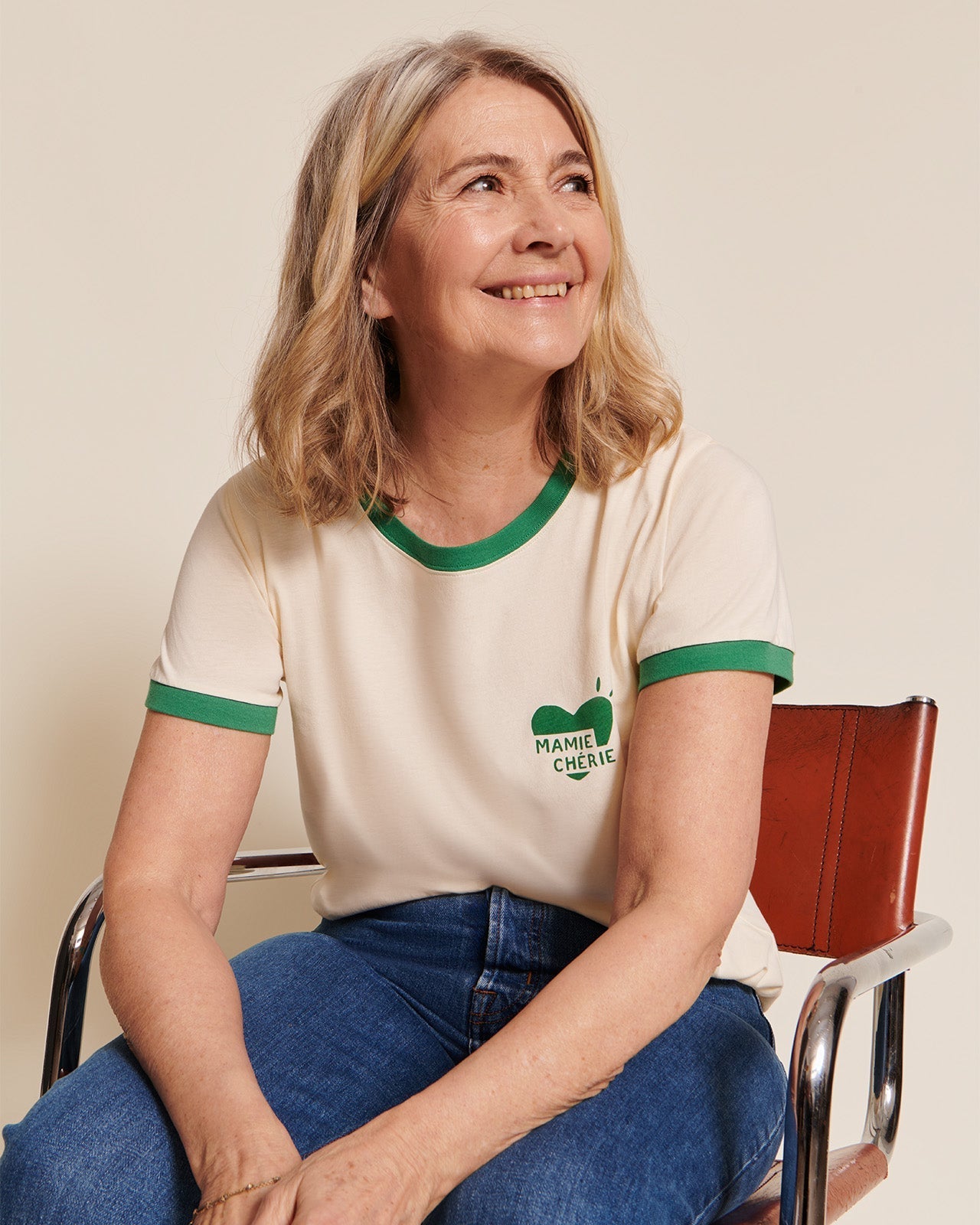 Le T-Shirt Coeur Mamie Chérie En Coton Bio - Crème