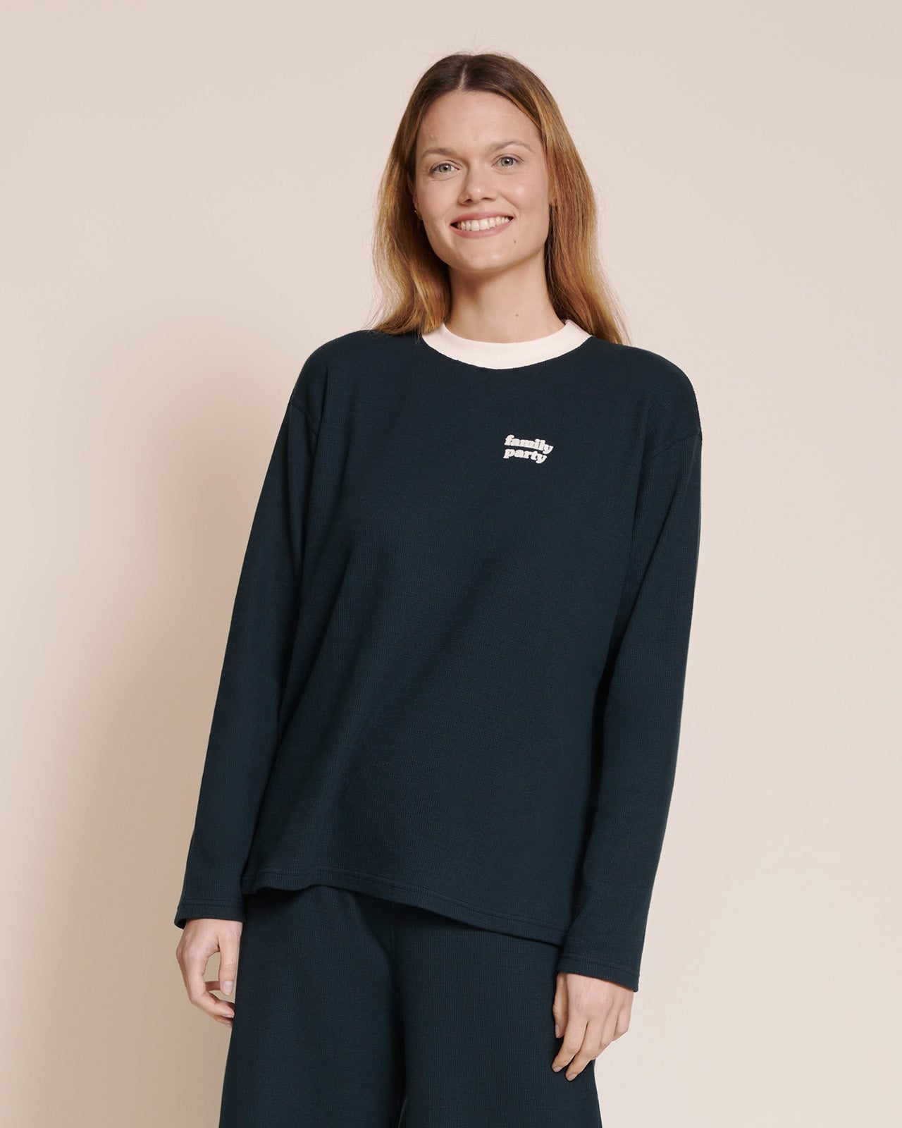 Le Haut De Pyjama Family Party Femme En Coton Bio Nid D'Abeille - Charbon