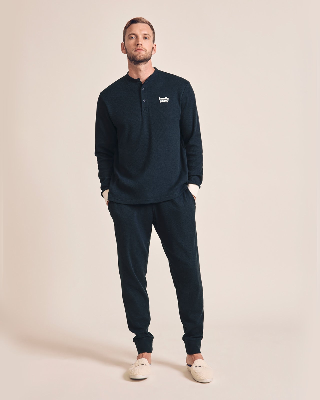 Le Pyjama Family Party Homme En Coton Bio Nid D'Abeille - Charbon