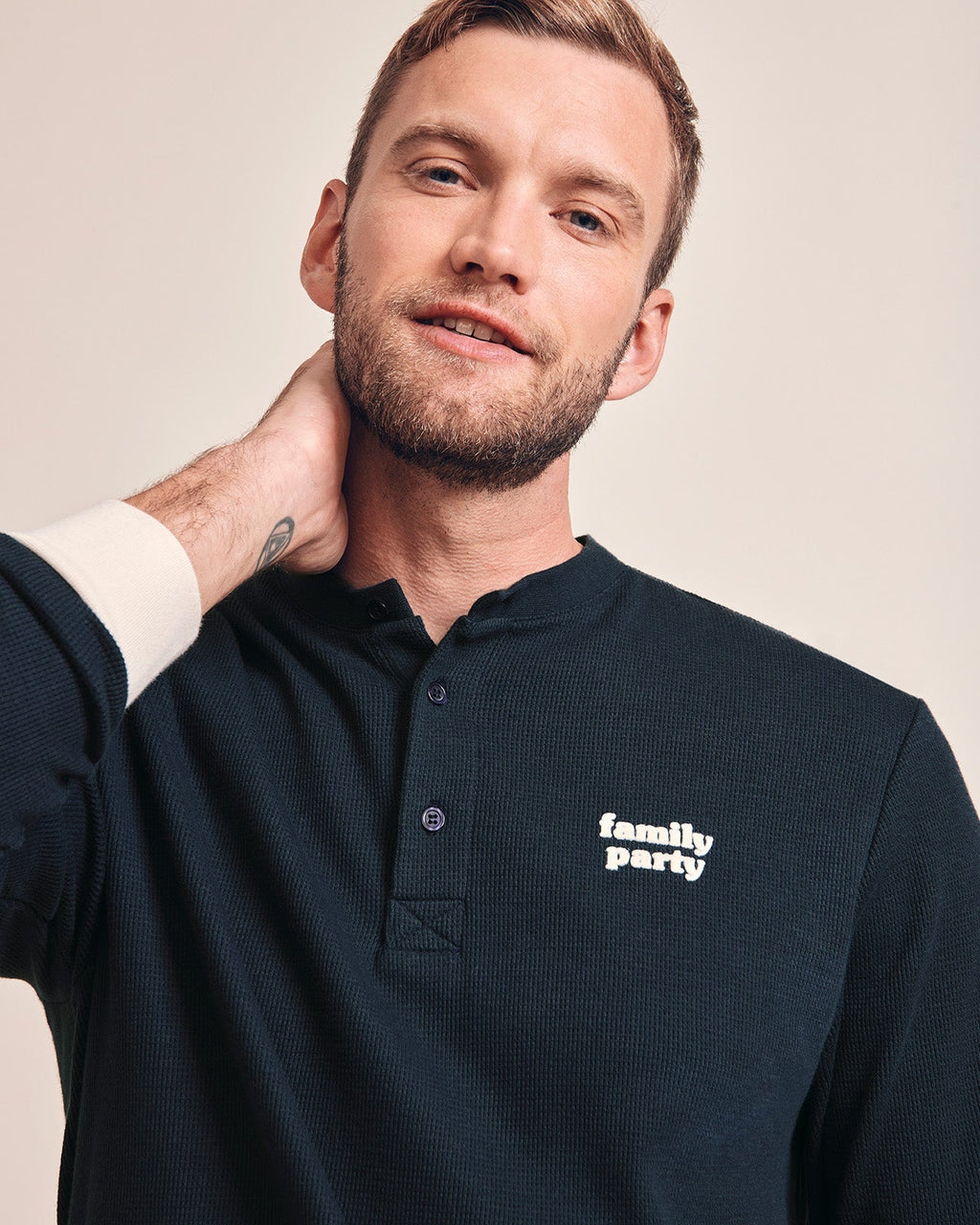 Le Pyjama Family Party Homme En Coton Bio Nid D'Abeille - Charbon