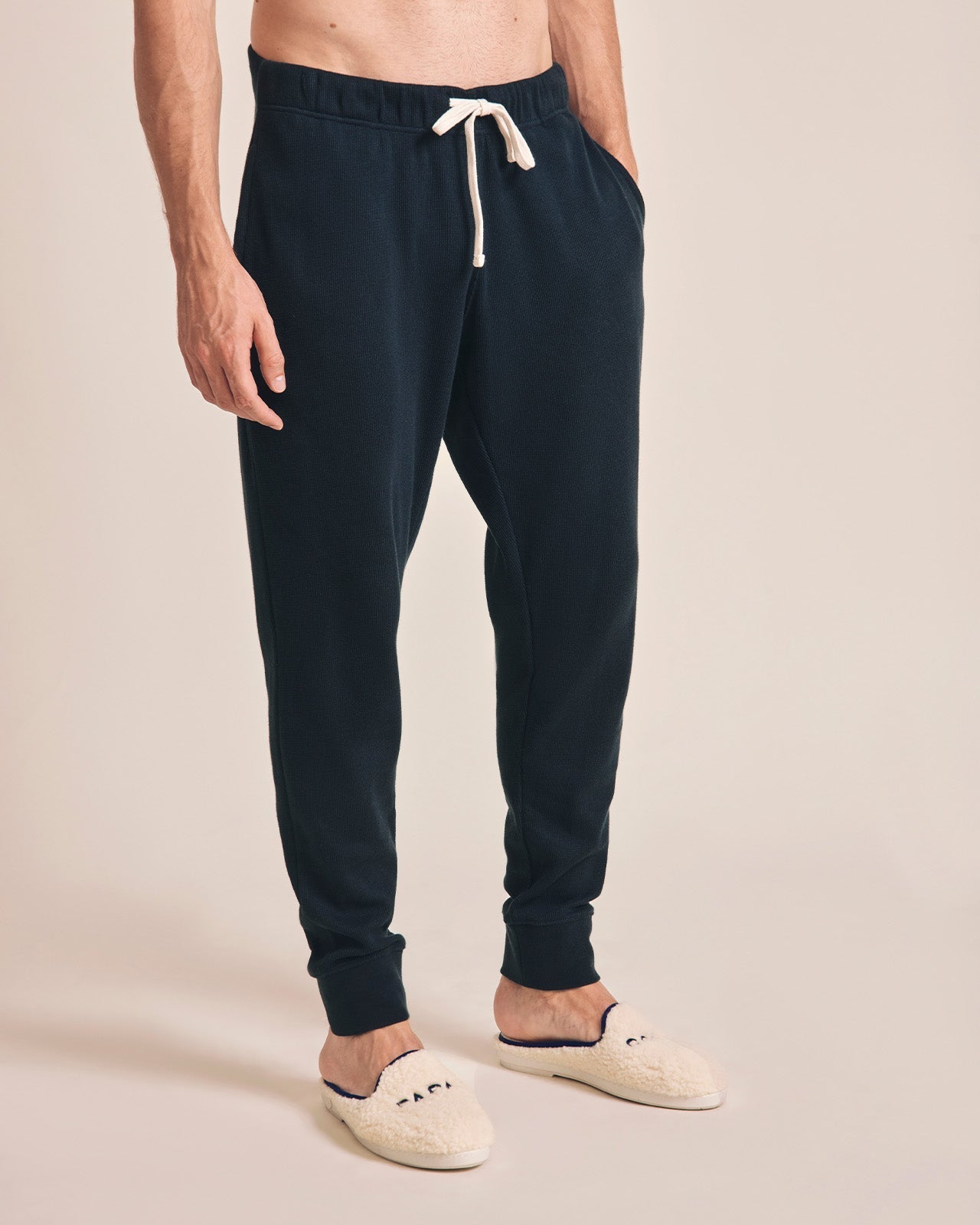Le Pyjama Family Party Homme En Coton Bio Nid D'Abeille - Charbon