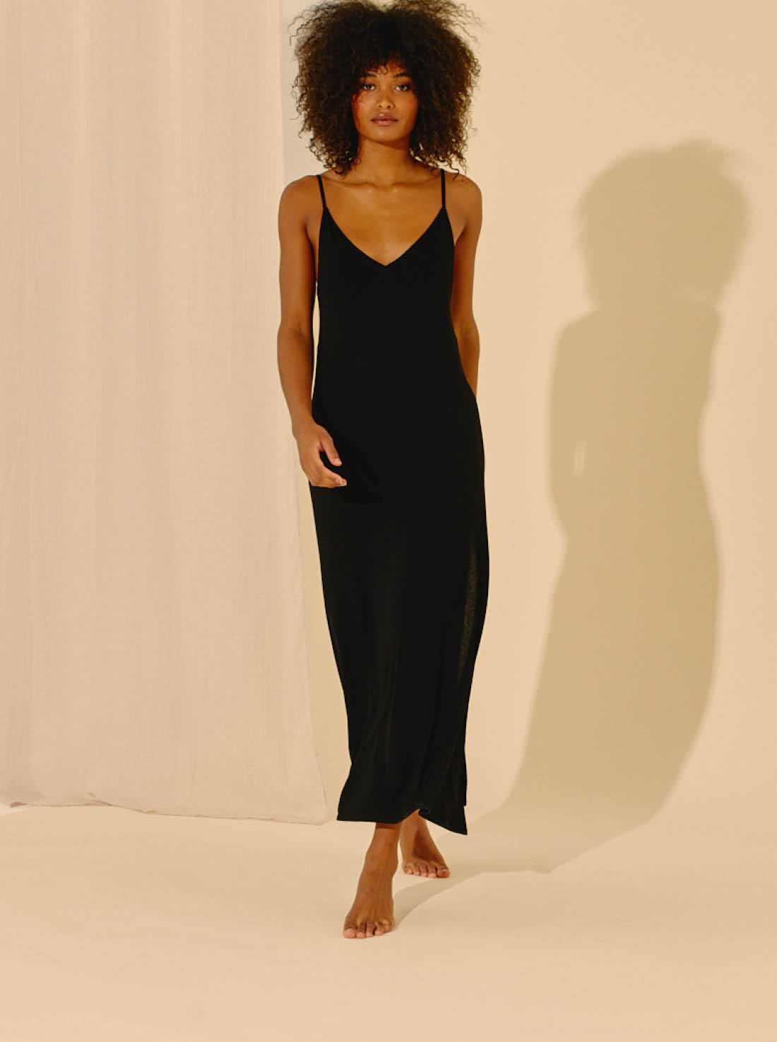 Robe Deep Black Old