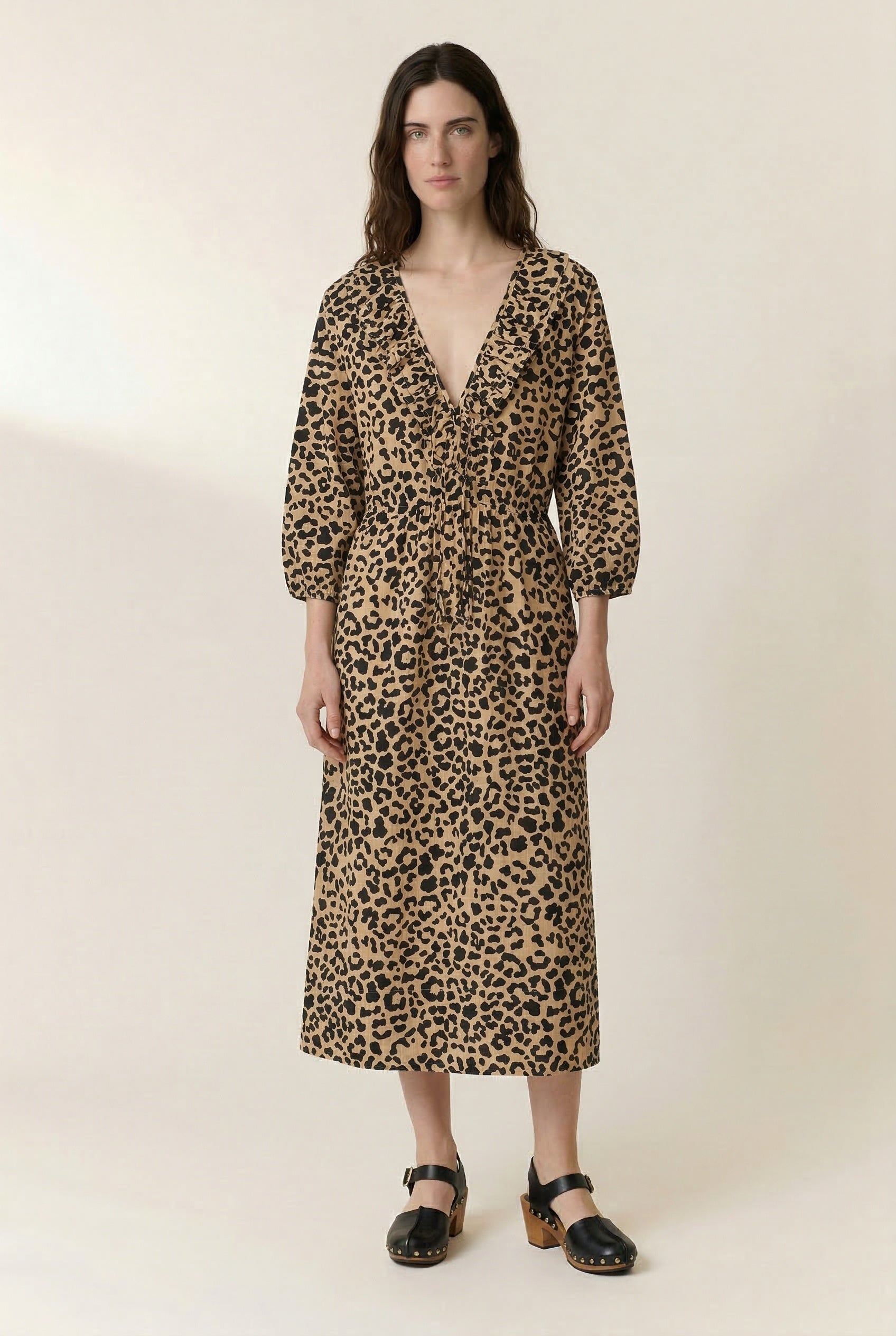 Robe Rohen Leo