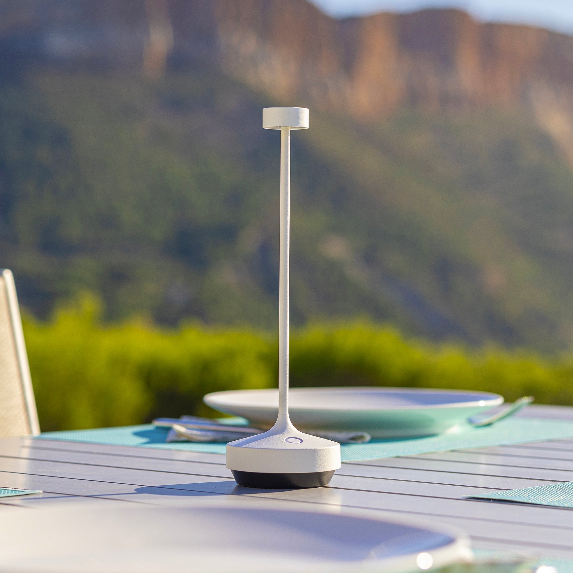 Lampe De Table Sans Fil - Ruby White