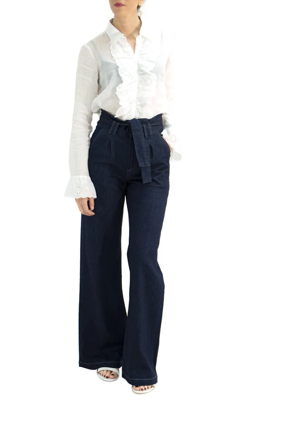Top Ruffle Front Button Down - Blanc