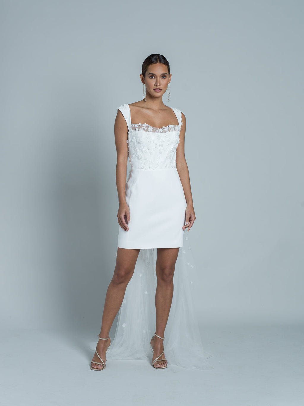 Robe Courte Avec Traine Oshun - Blanc