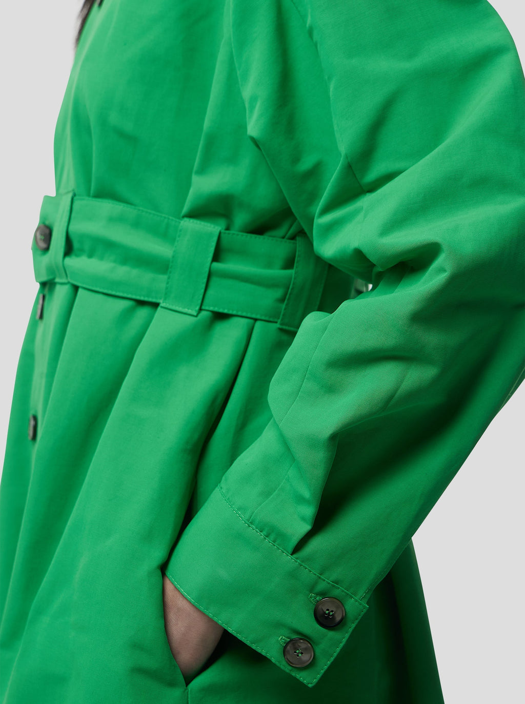Robe Kurtis In Soft Technical Fabric In Kelly Green