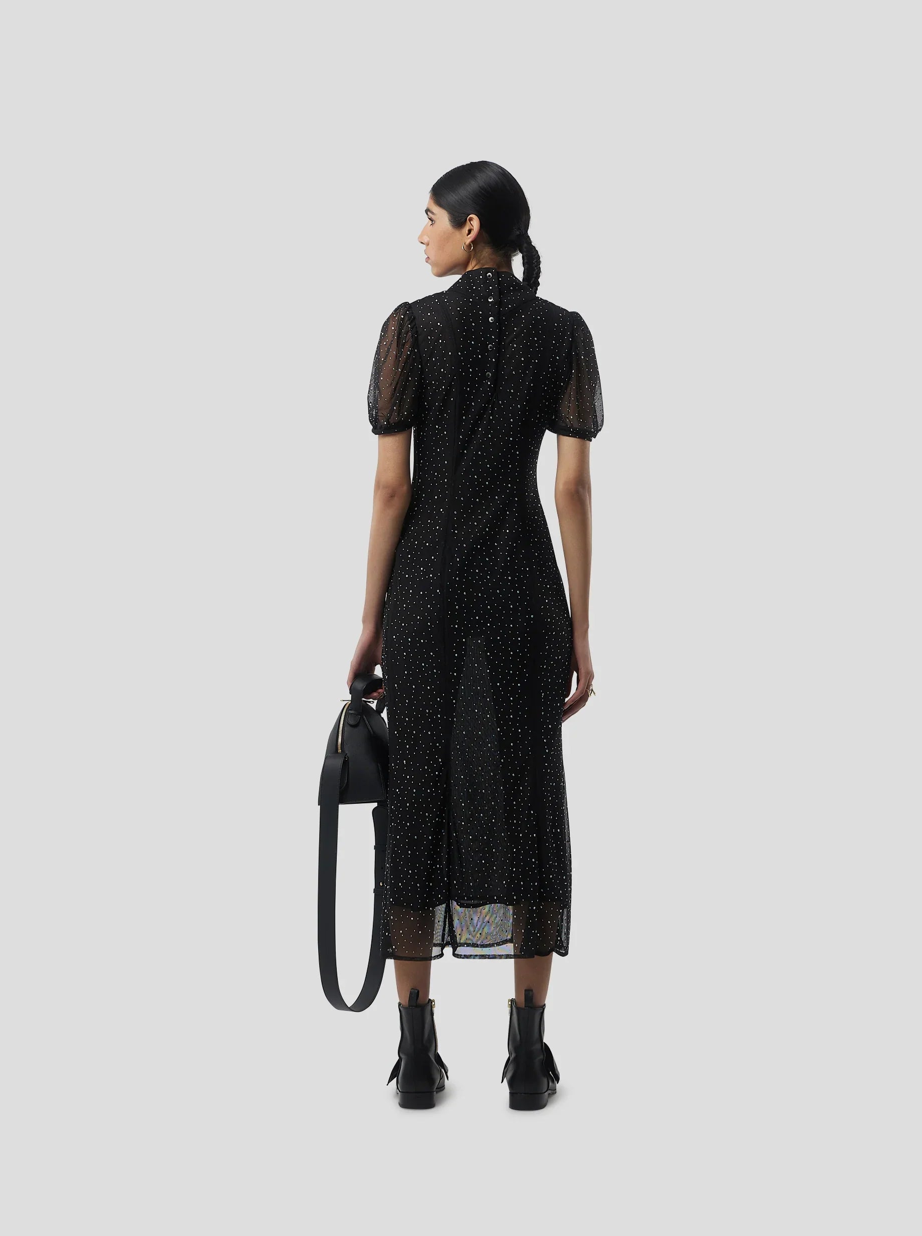 Robe Nas In Fragmented Black Soft Mesh