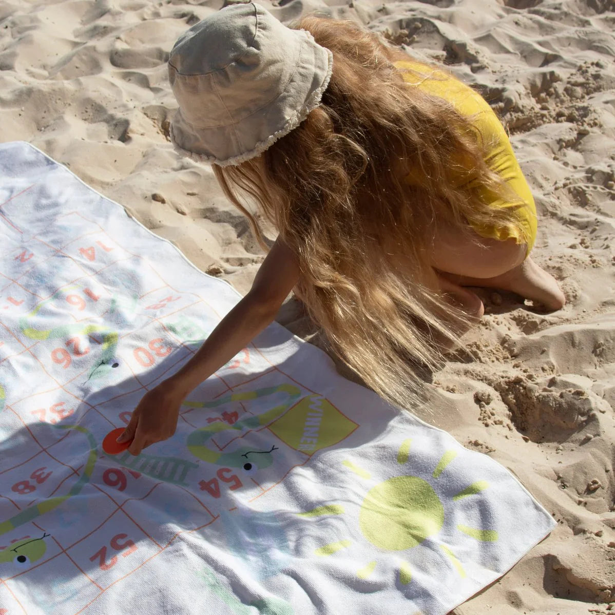 Serviette De Bain & Jeux Surfing Dino