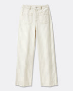 Pantalon en denim léger couleur sable à rayures fines, coupe droite avec taille haute et poches plaquées, adapté à toutes les morphologies féminines.