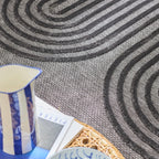 Tapis Santorini 987 - Motif Graphique - Noir - Intérieur / Extérieur