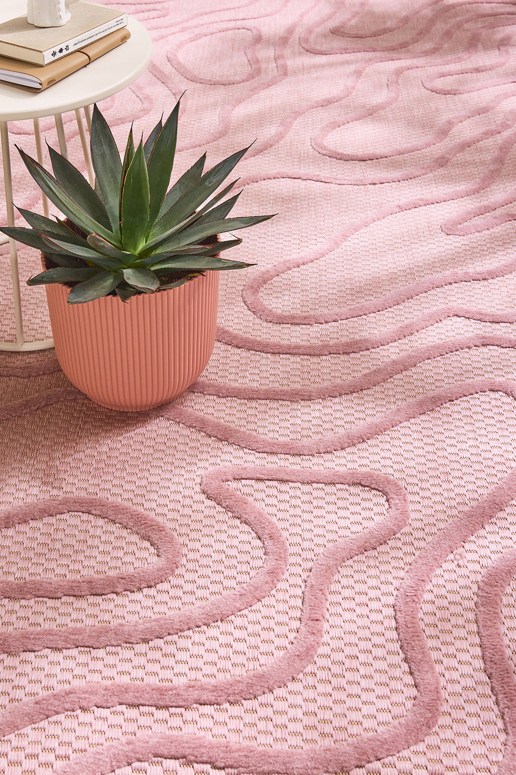 Tapis d'intérieur et extérieur au motif abstrait Santorini Rose : SAN988ROS Nazar rugs