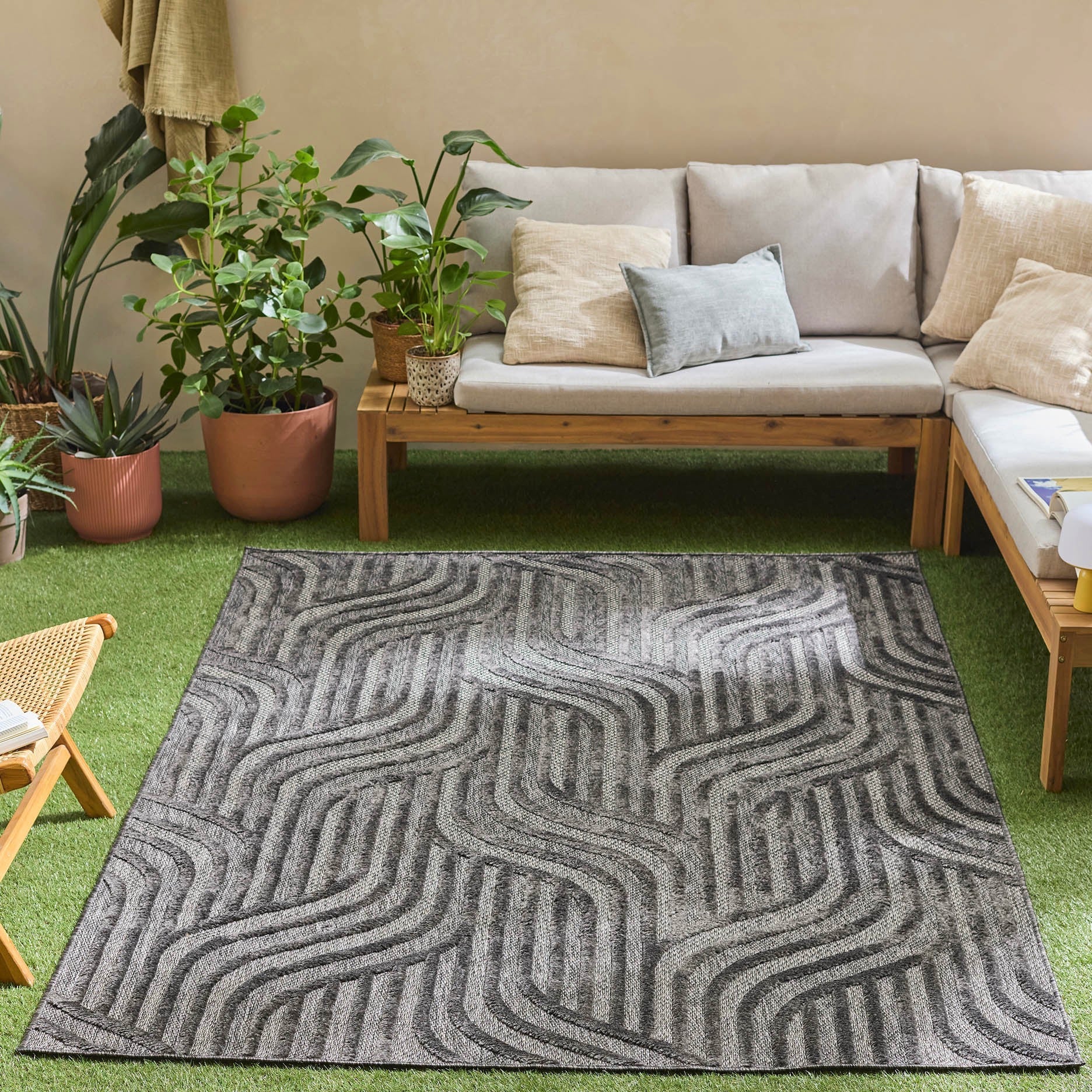 Tapis Santorini 989 - Motif Graphique - Noir - Intérieur / Extérieur