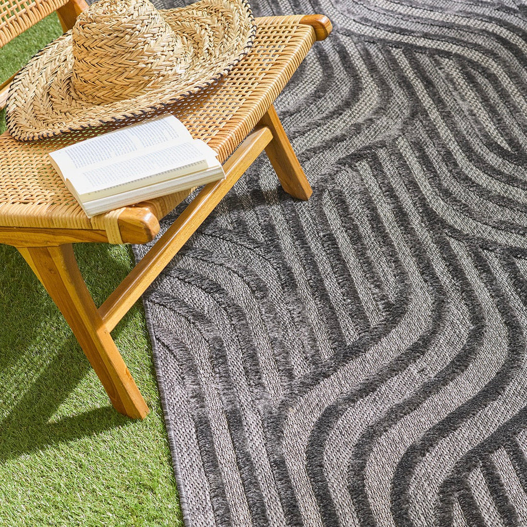 Tapis Santorini 989 - Motif Graphique - Noir - Intérieur / Extérieur