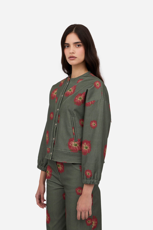 Bomber Camelia