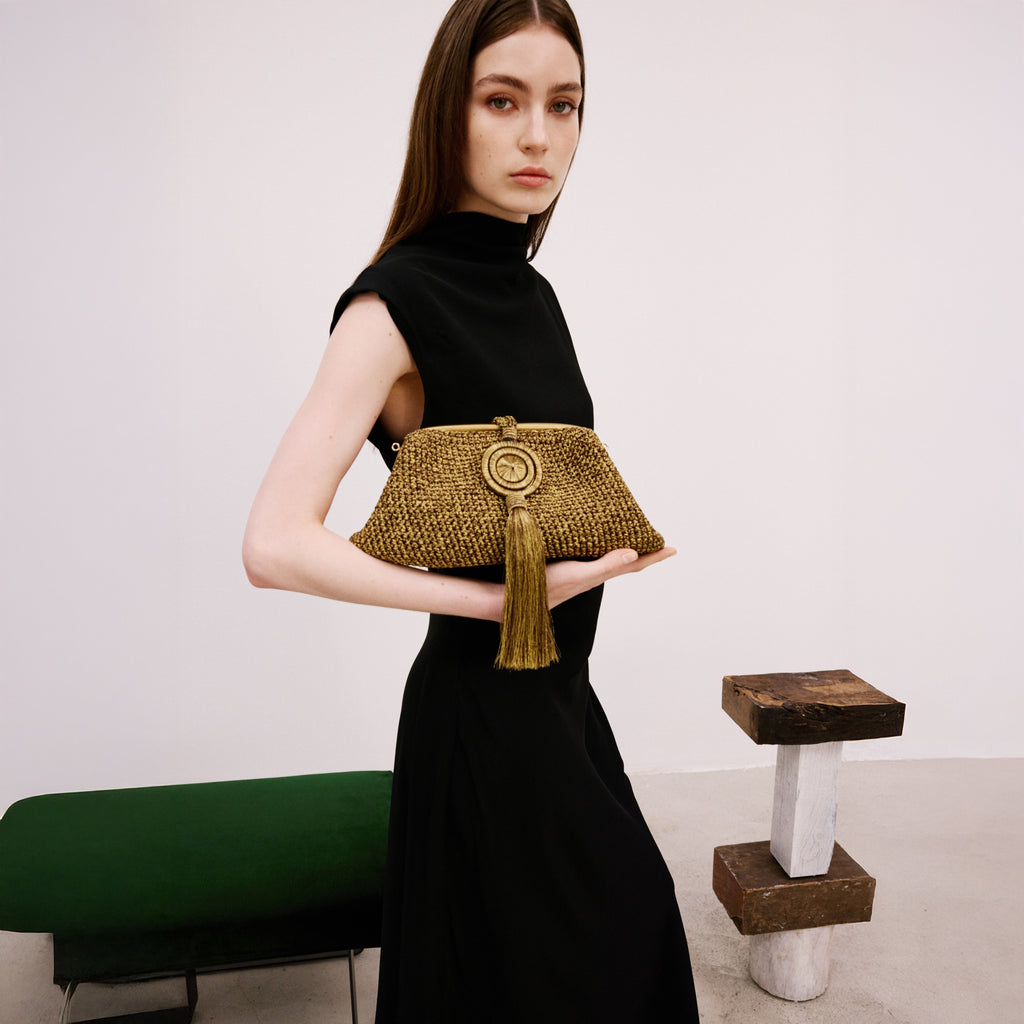 Lia Pouch Bag