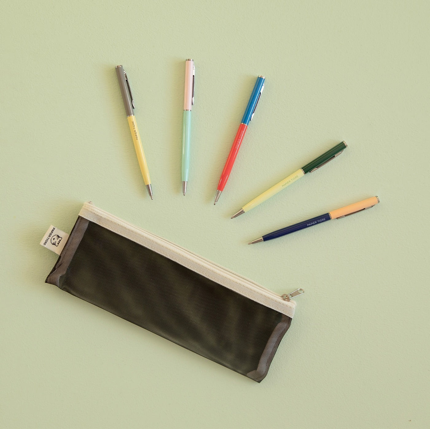 Trousse Et Les 5 Stylos - Noire