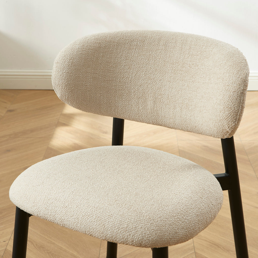 Ciara - Chaises - Bouclette - Beige Et Pieds Métal Noir