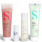 La routine skin cycling composée de quatre produits pour détoxifier la peau.