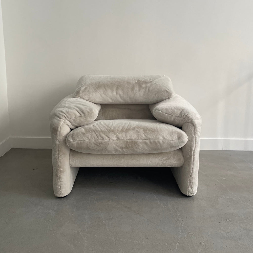 Chauffeuse Maralunga Par Vico Magistretti Pour Cassina