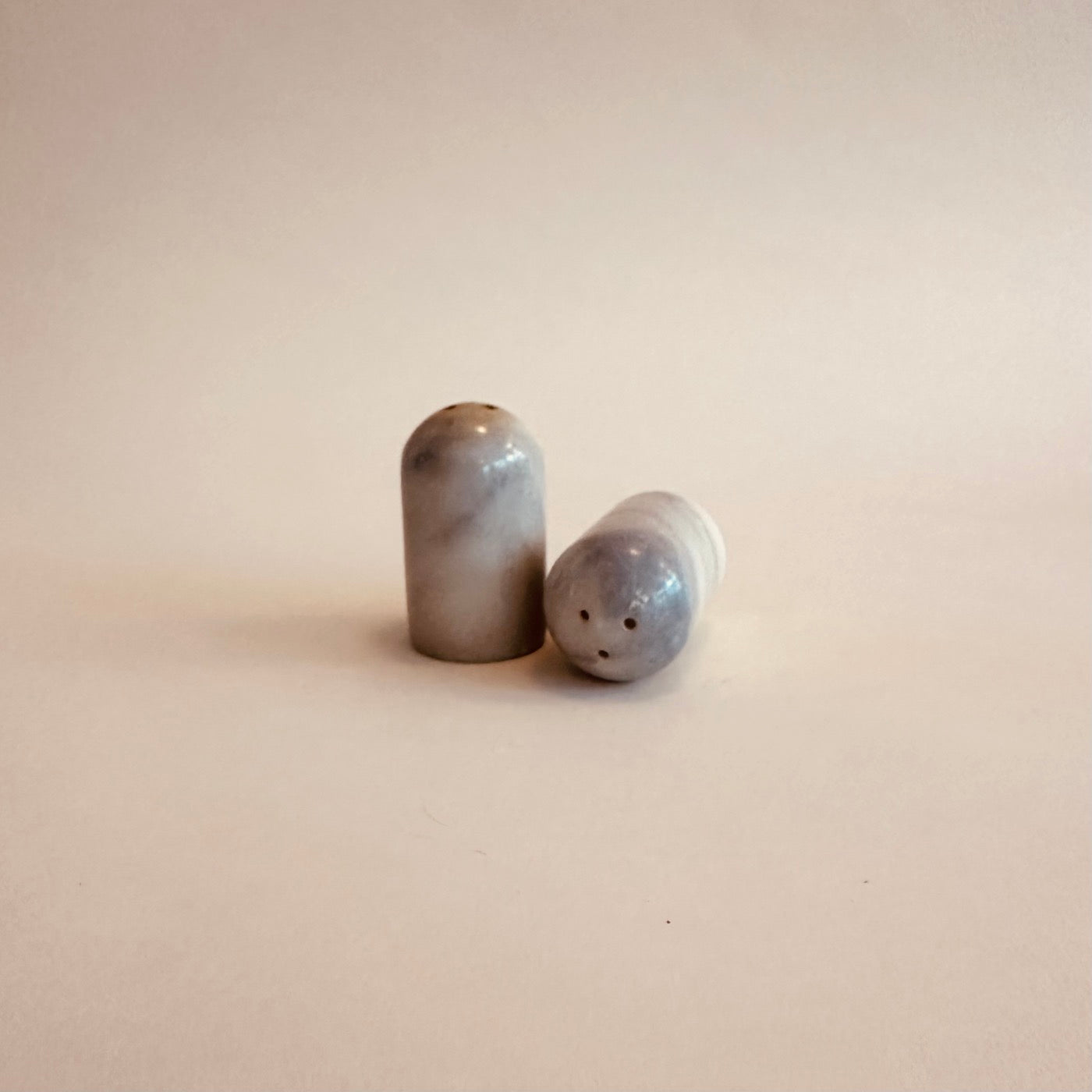 Salière Et Poivrière En Marbre