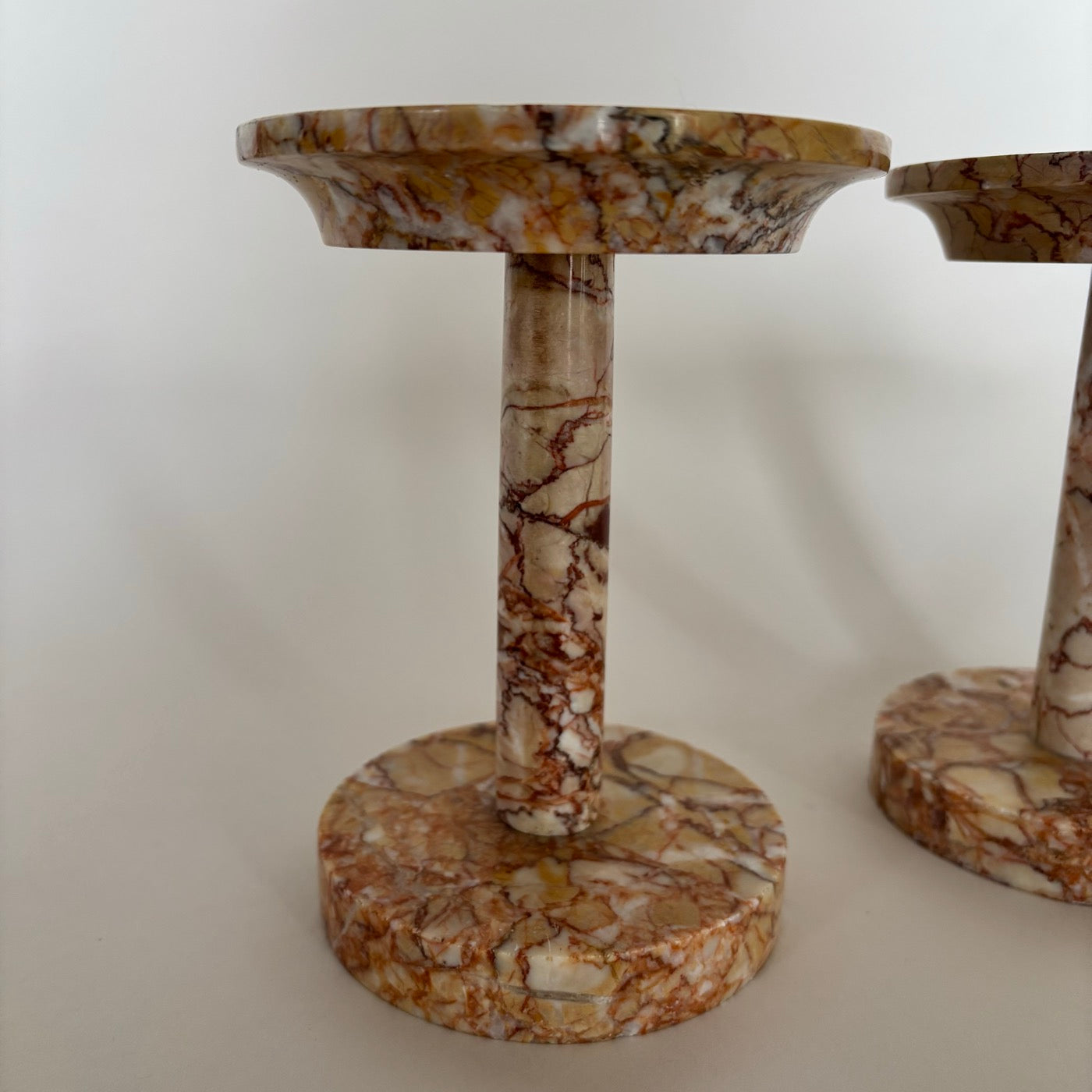 Bougeoirs En Marbre