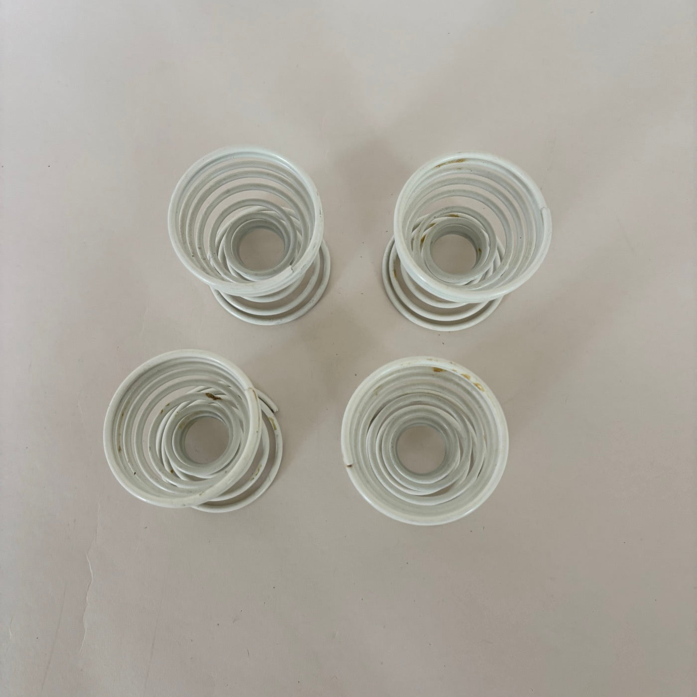 Ensemble De 4 Coquetiers Spirale Blanc