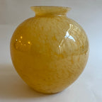 Vase Jaune Art Déco