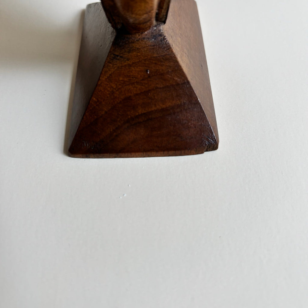Paire De Vases En Bois Art Deco